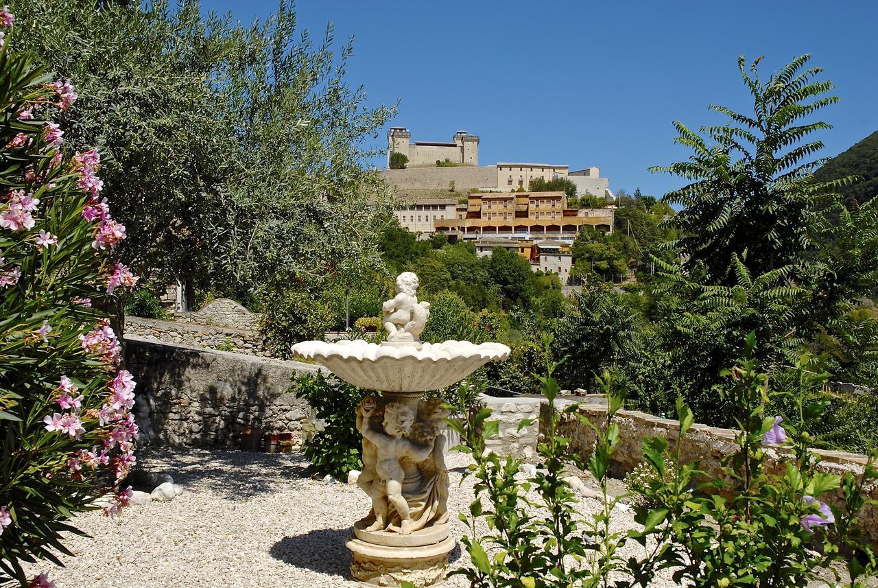 Bed and Breakfast Palazzo Sant'Angelo Spoleto Exterior foto